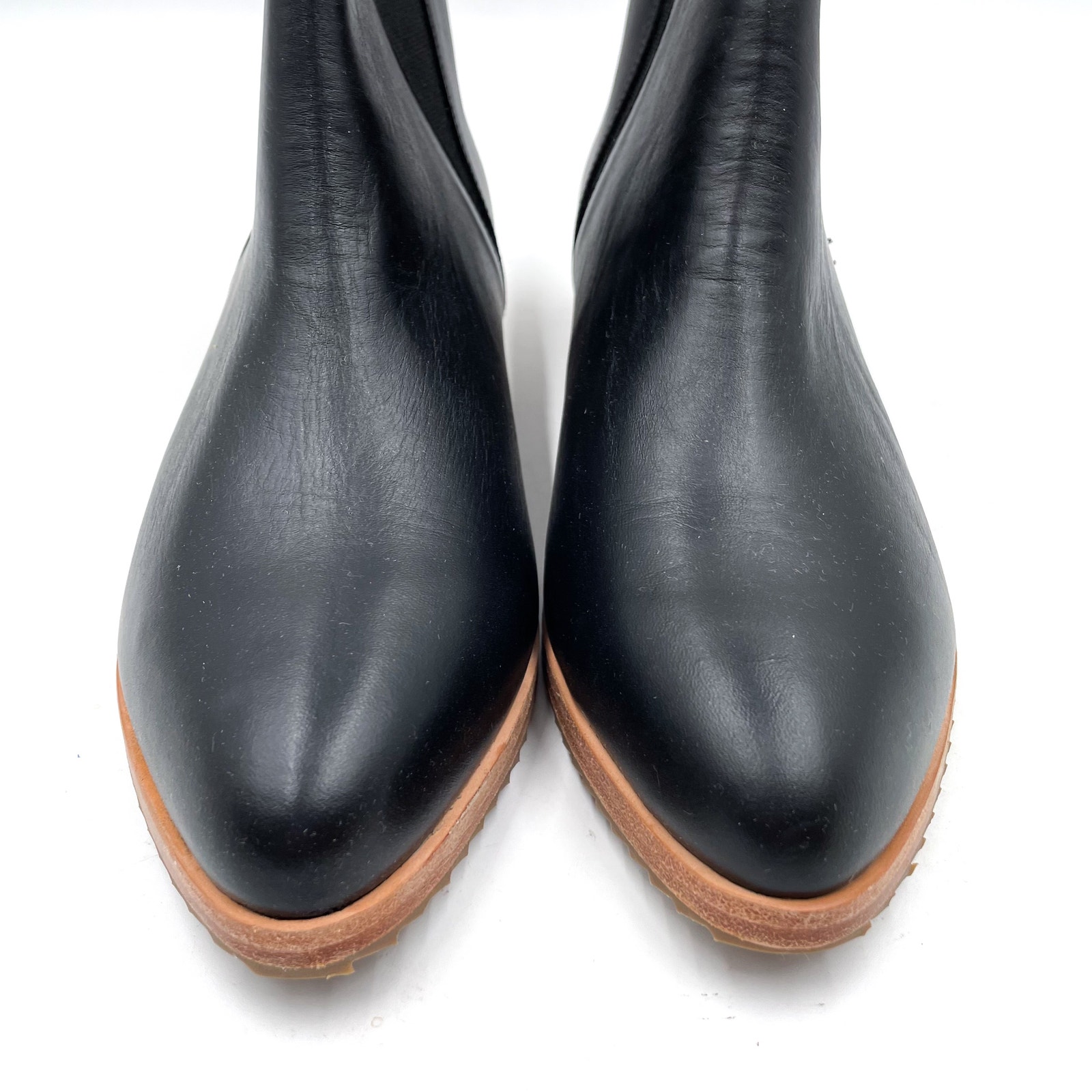 Nisolo Everyday Chelsea Boot Black Leather Ankle Block Heel Sz 10 Women's — image 4 of 8